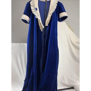 Vintage blue velvet robe‎ white lace accents long Cottagecore Victorian Inspired